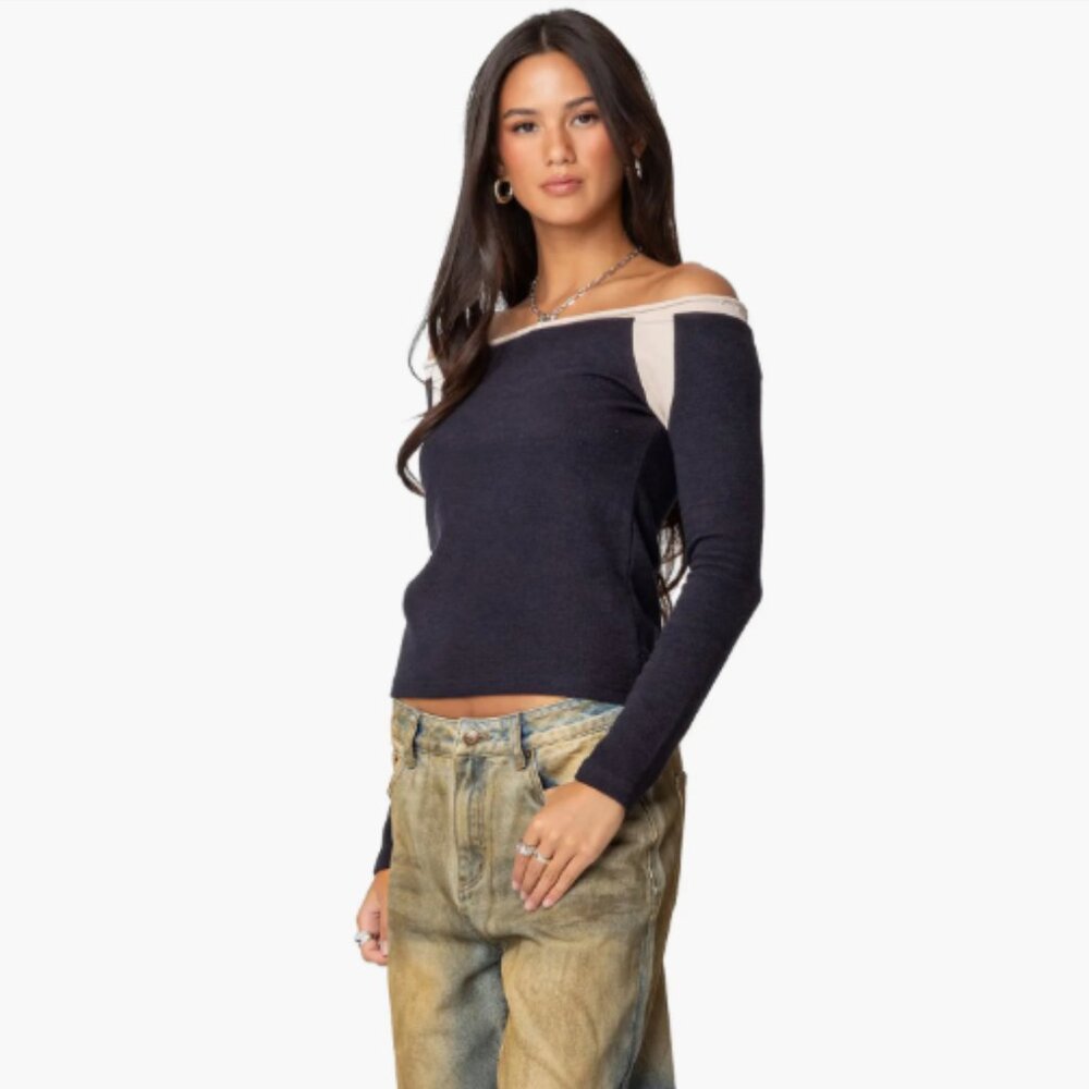 Edikted Off the Shoulder Colorblock Thermal Top in Navy Medium